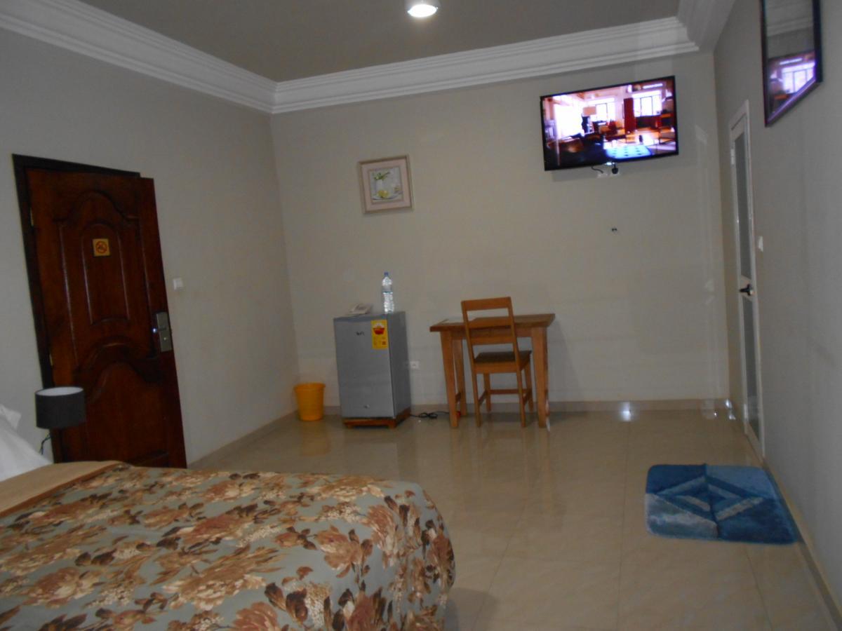 Agla Hotel Ломе Екстер'єр фото