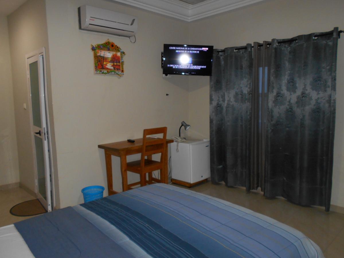 Agla Hotel Ломе Екстер'єр фото